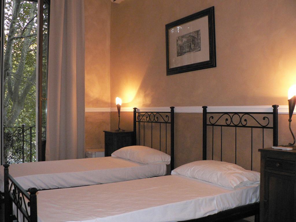 B&B Giovine Italia ローマ 部屋 写真