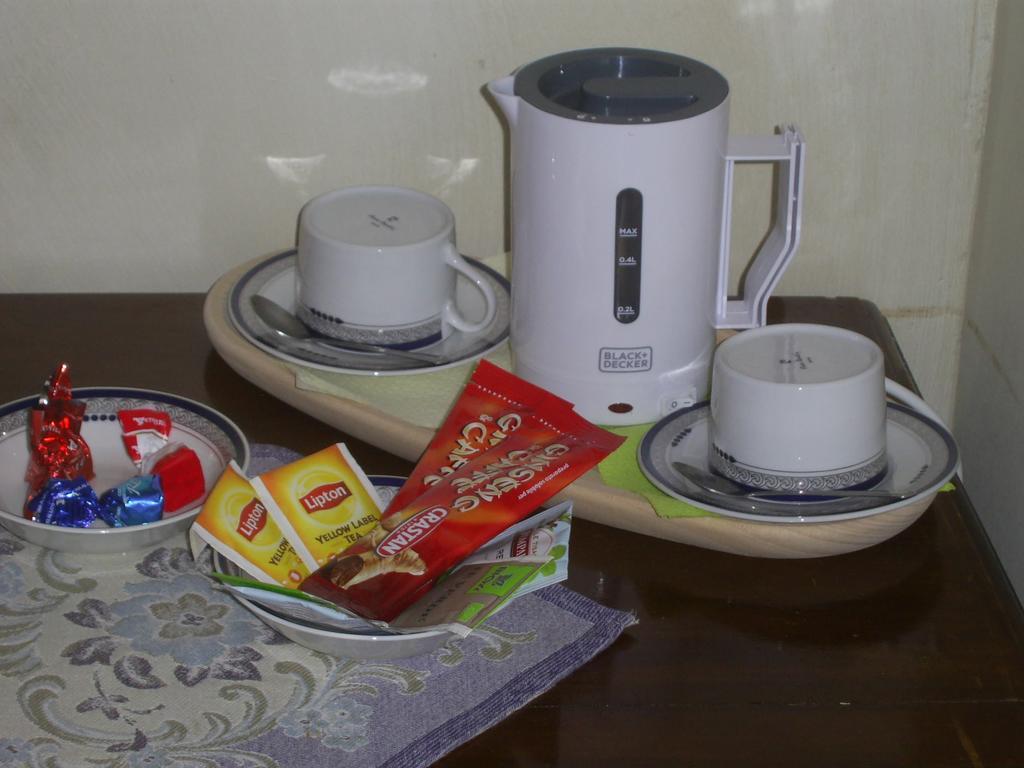 B&B Giovine Italia ローマ エクステリア 写真