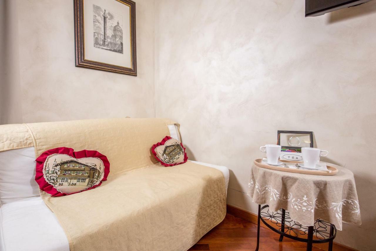 B&B Giovine Italia ローマ エクステリア 写真