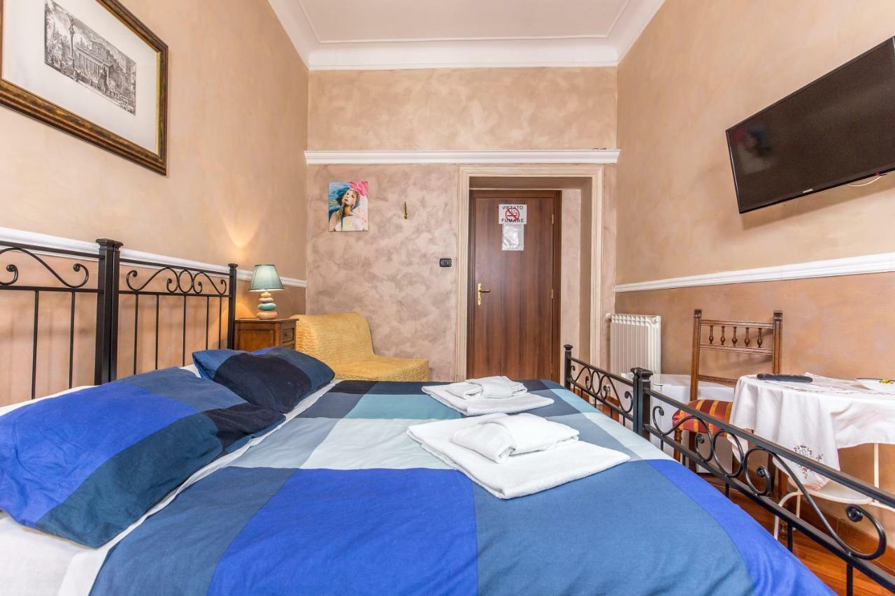 B&B Giovine Italia ローマ エクステリア 写真