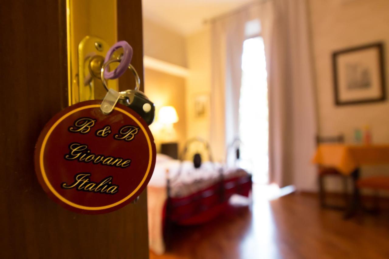 B&B Giovine Italia ローマ 部屋 写真